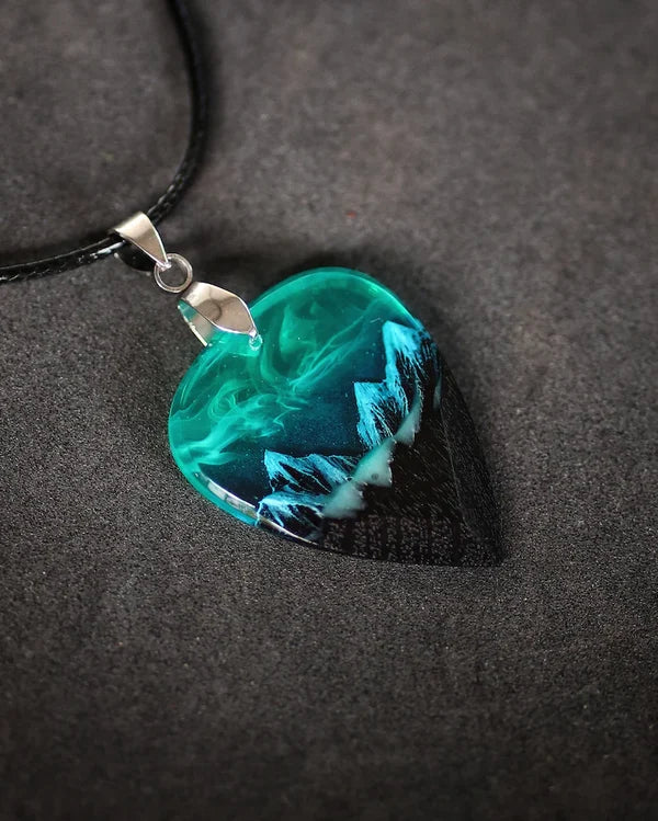 Northern Lights Guitar Pick