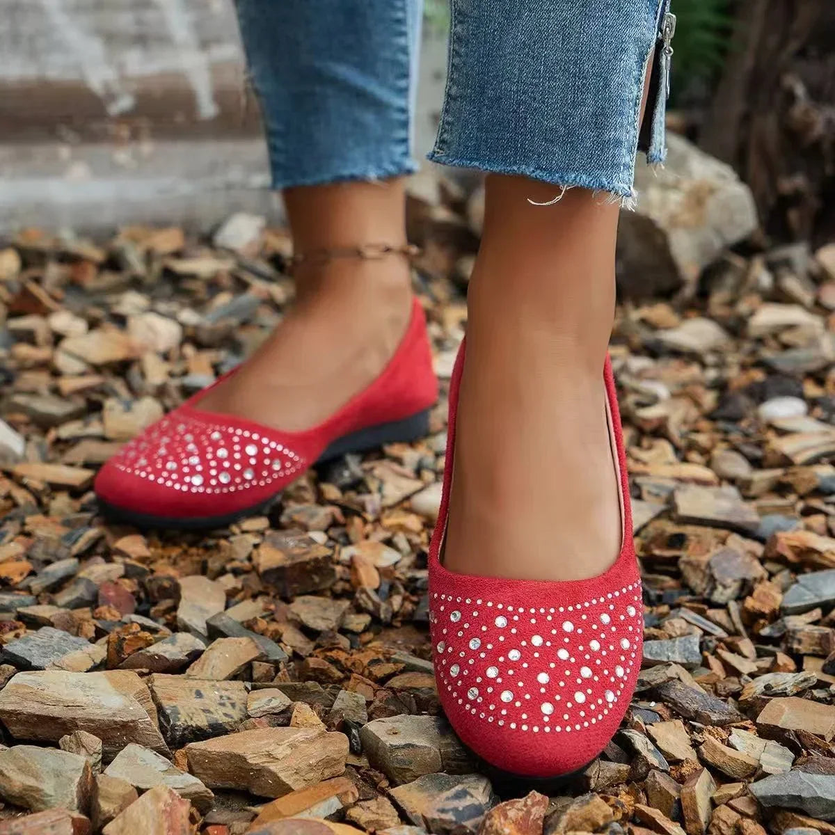 Noyra - Comfortable Flat Moccasins