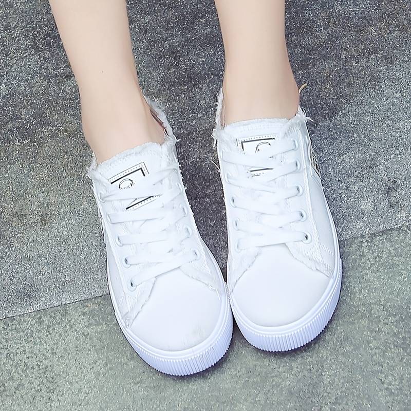 Oshenya - Casual Shoes with Round Toe and Flat Heel