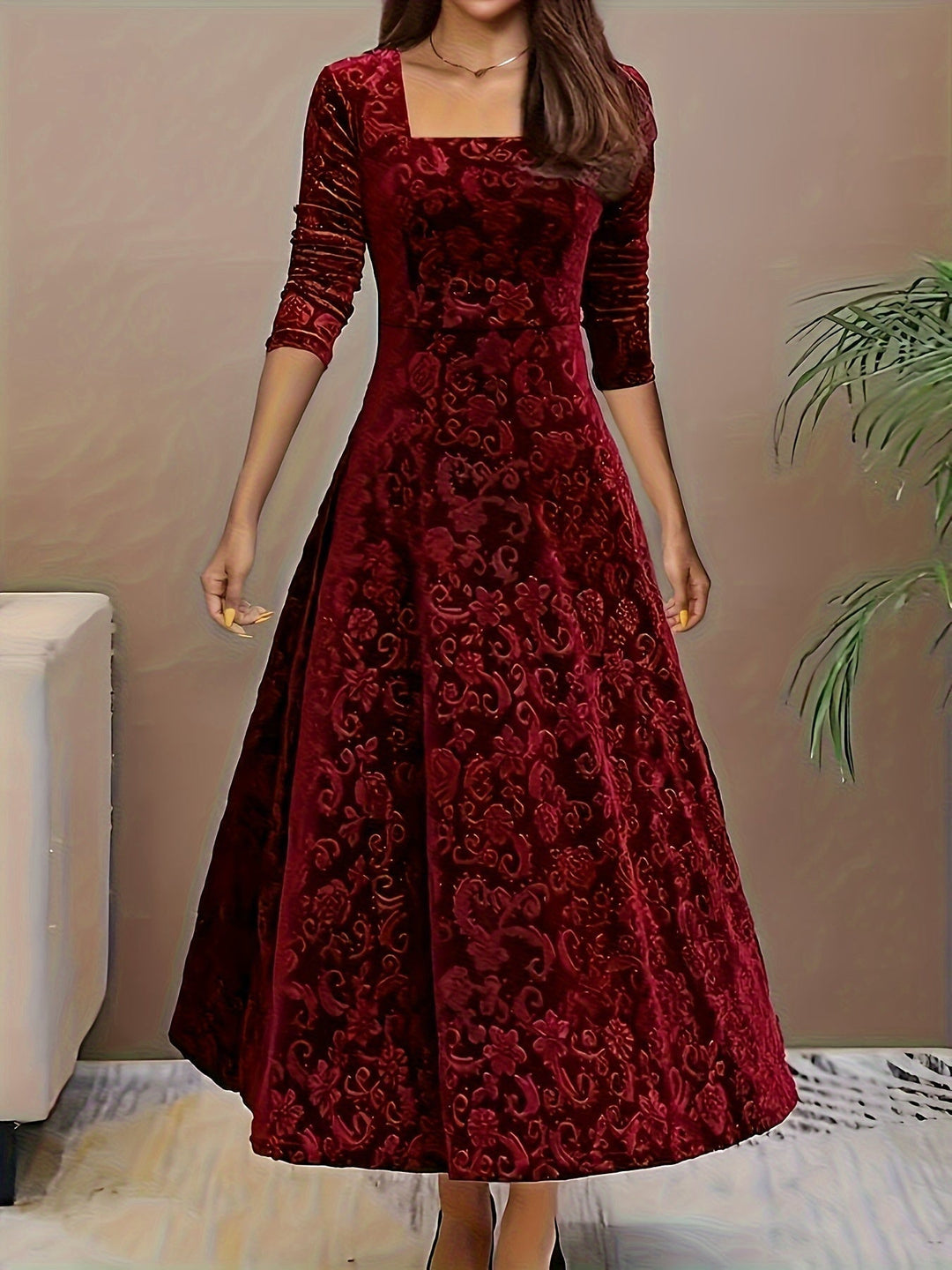 Otsuru - Elegant Velvet Dress with Long Sleeves