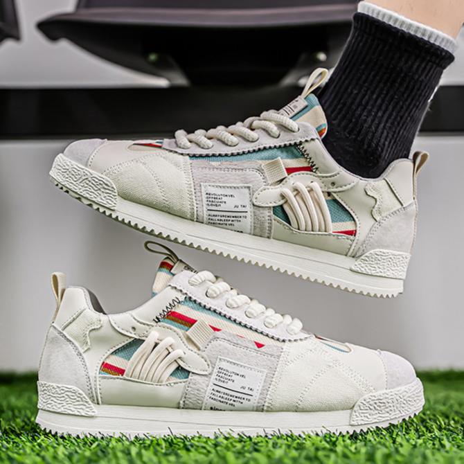 Pooran – Ultra Comfortable Retro Sneakers