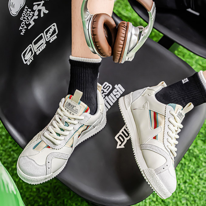 Pooran – Ultra Comfortable Retro Sneakers