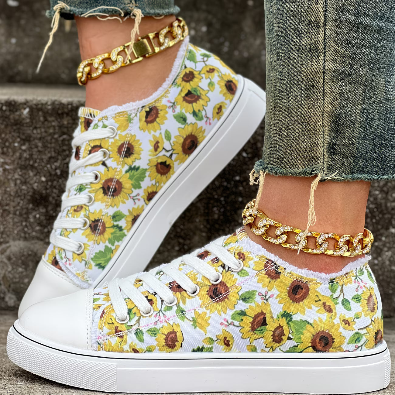 Portia - Sunflower Print Lace-Up Sneakers
