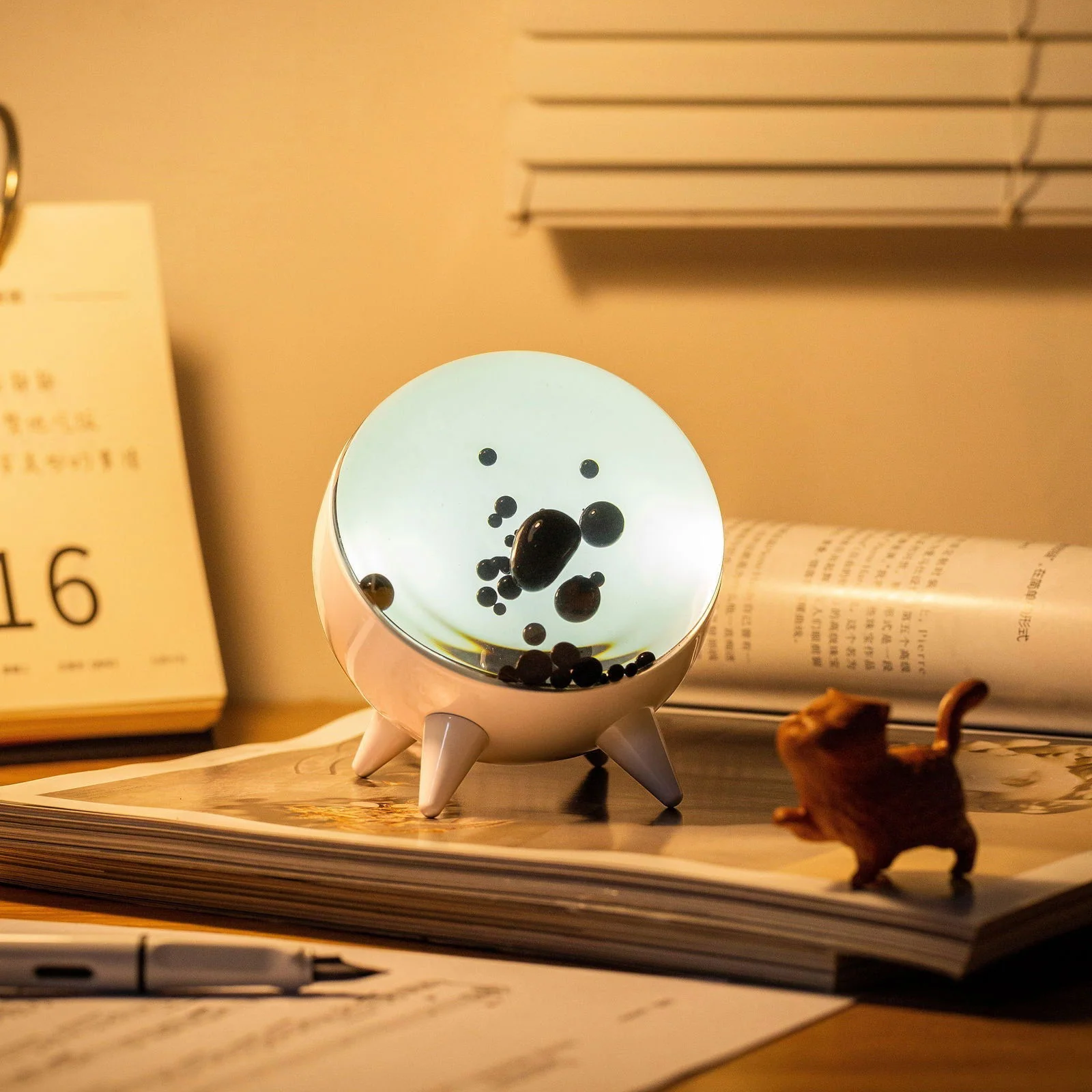 PulseGlow – Ferrofluid Music Rhythm Lamp