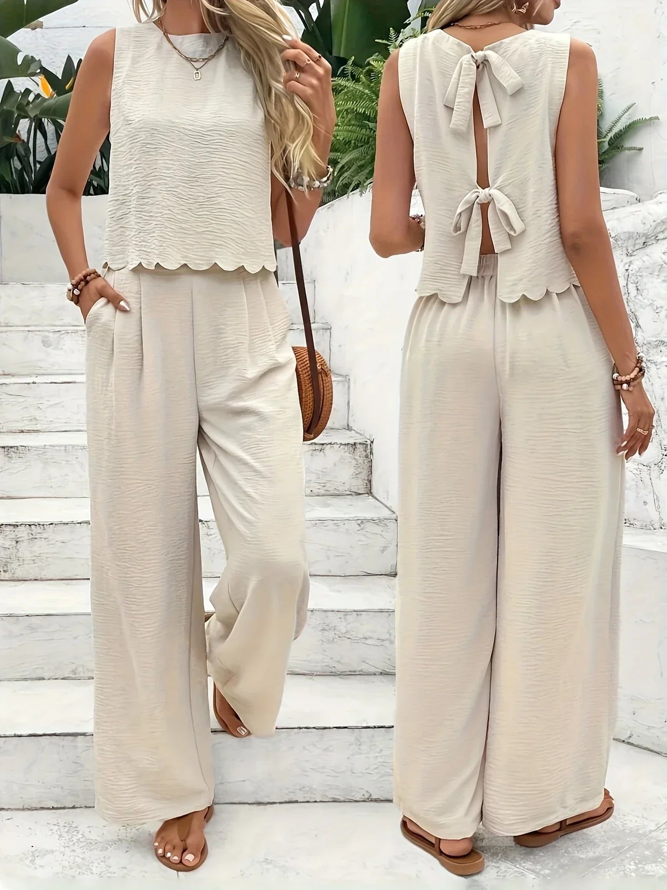 Raya – Stylish Sleeveless Two-Piece Set