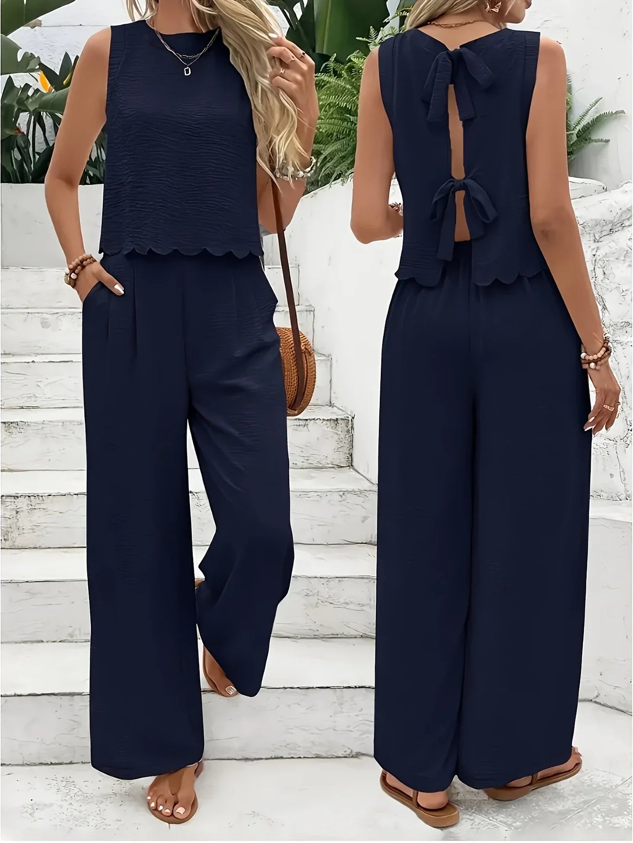 Raya – Stylish Sleeveless Two-Piece Set