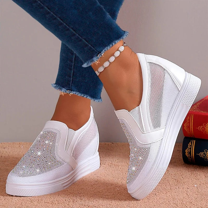 Romila – Elegant Non-Slip Sneaker
