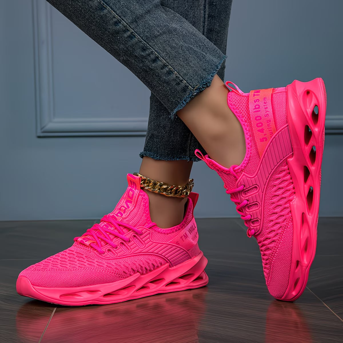 Shaniya – Comfortable Non-Slip Sneakers