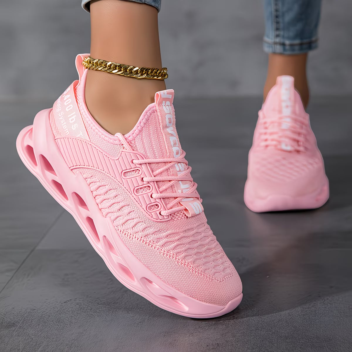 Shaniya – Comfortable Non-Slip Sneakers