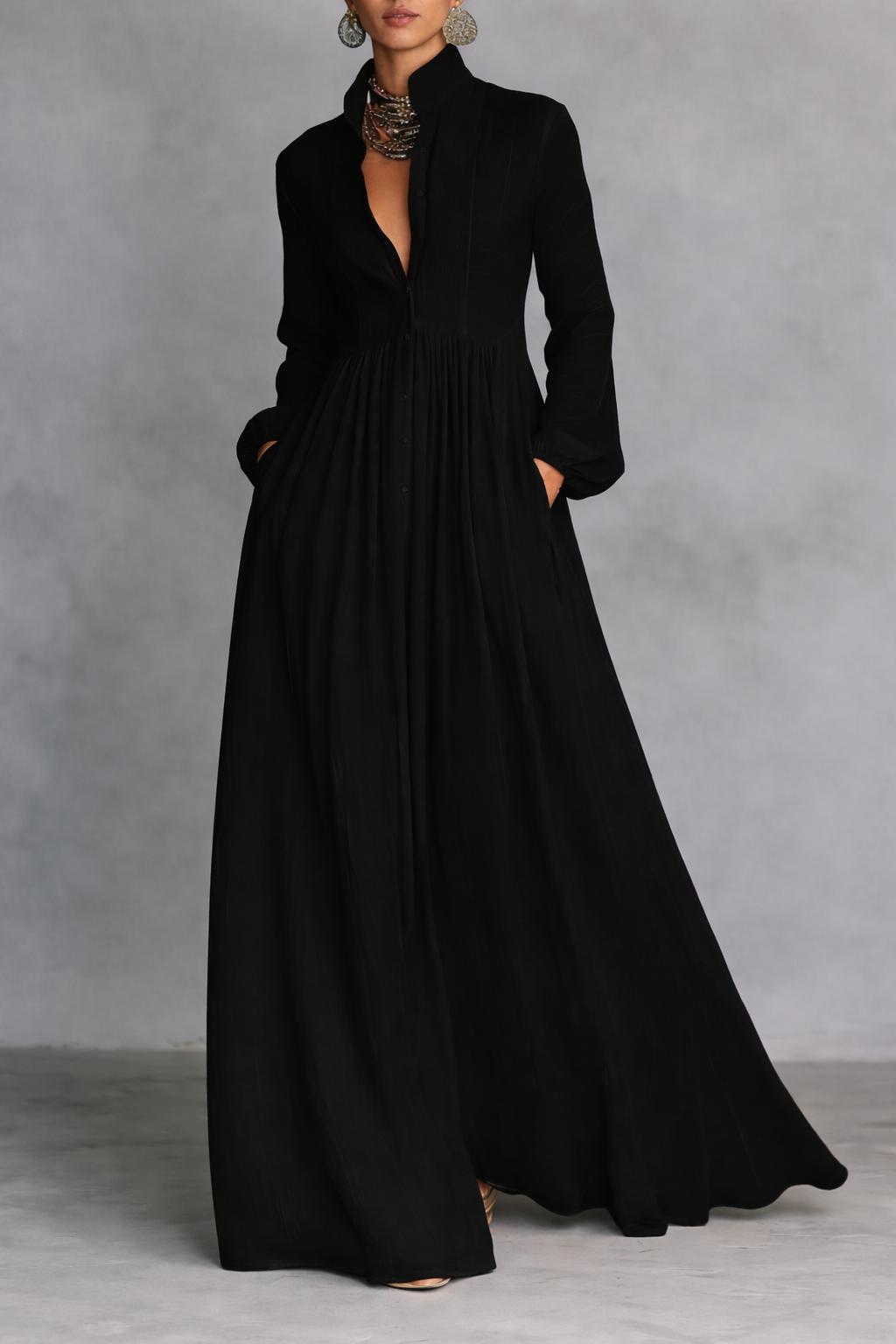 Sheilan – Elegant Maxi Dress with Buttons