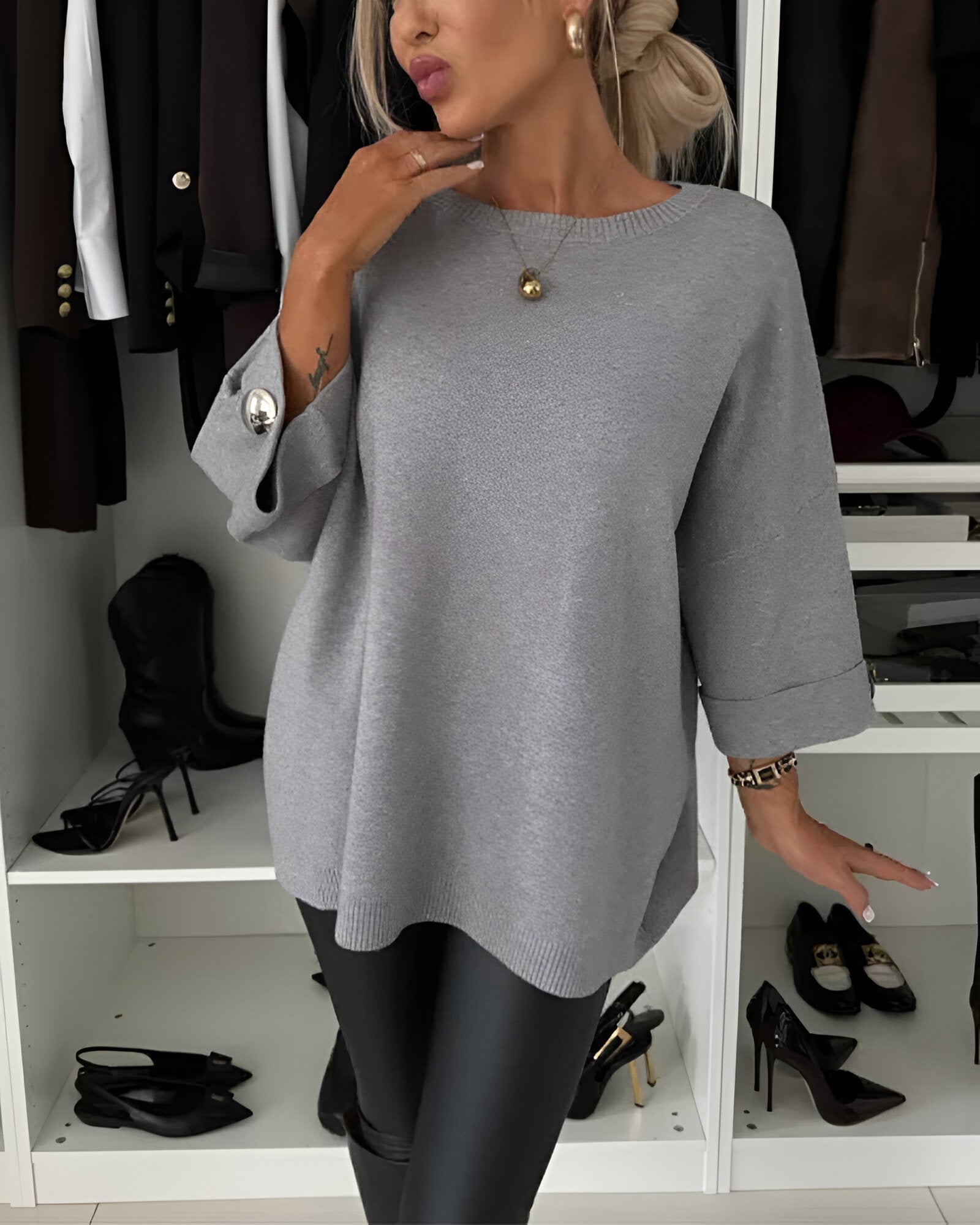 Sieglinde – Crew Neck Knit Sweater