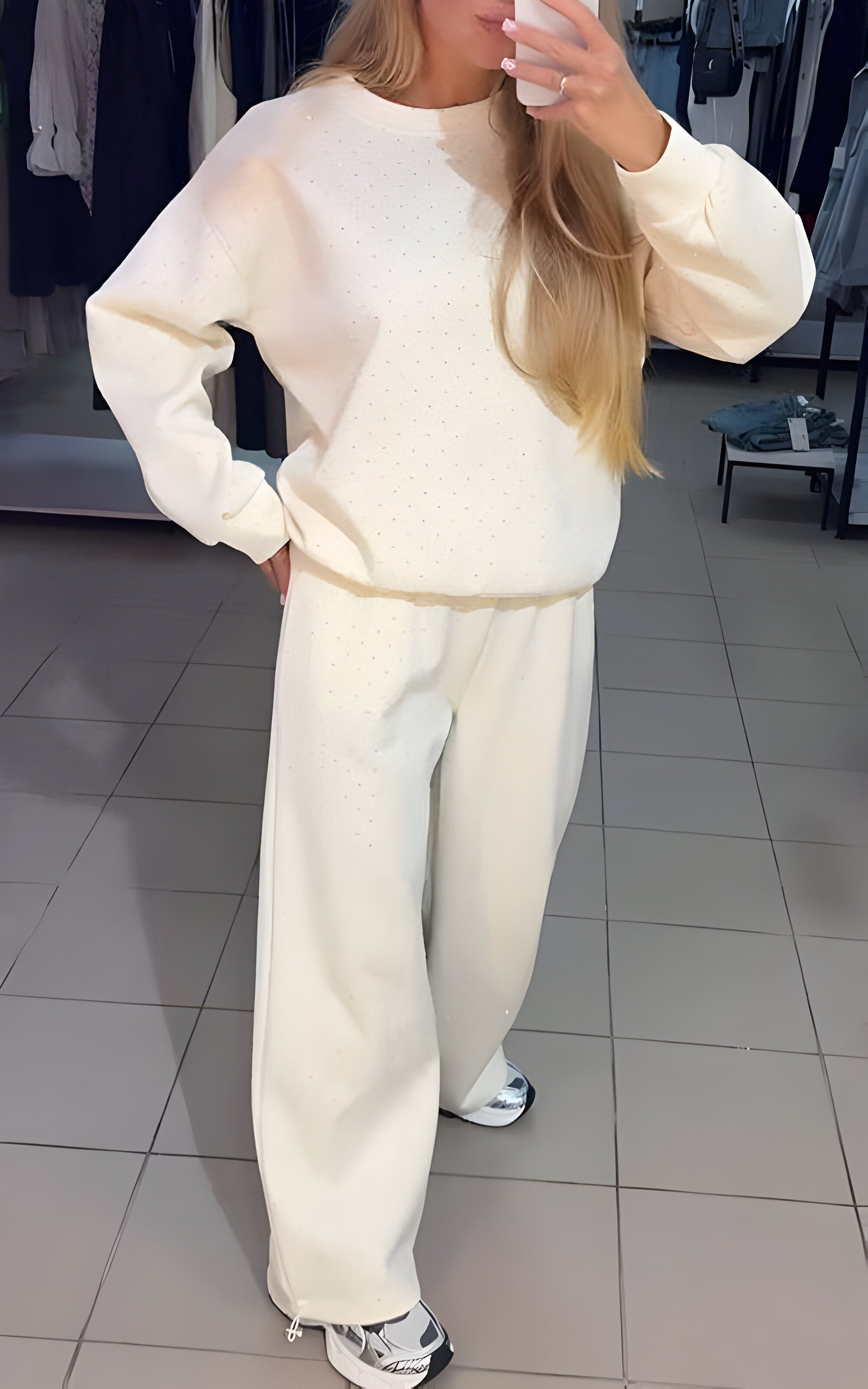 Simara – Two-Piece Glittering Tracksuit Set