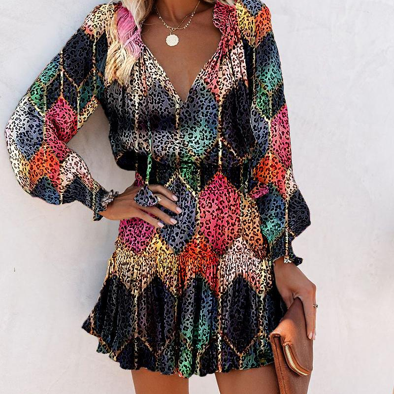 Sissel – Mini Dress with V-Neck and Ruffles