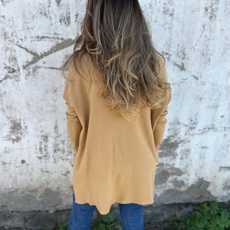 Soledad - Comfortable Long-Sleeve Knit Blouse with V-Neck