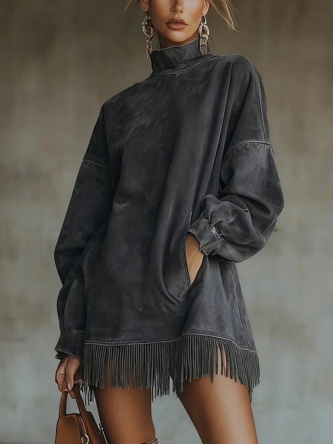 Syanna - Elegant Long-Sleeved Dress with Fringe