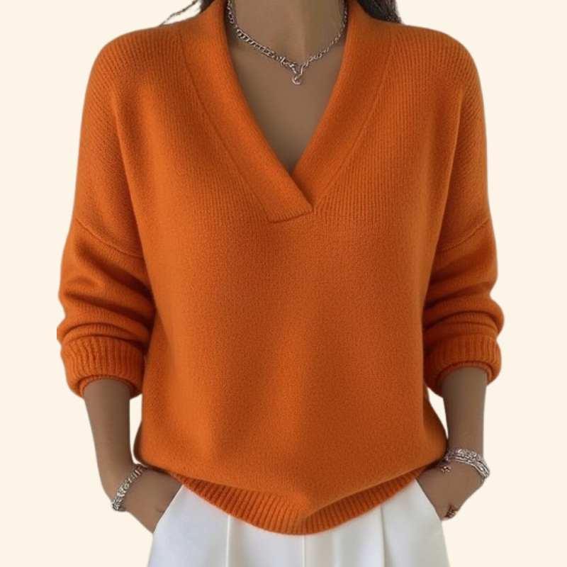 Taleena – Pullover with V-Neck and Long Sleeves