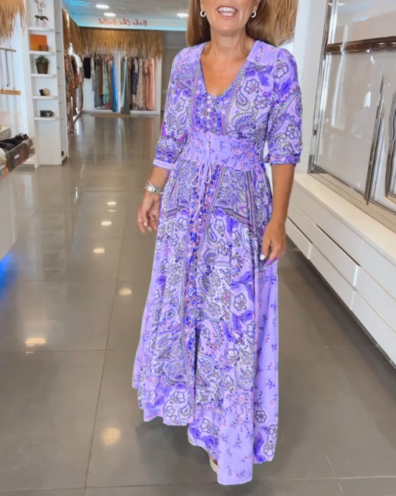 Taylor - Dress with 3/4 Sleeves and V-Neck