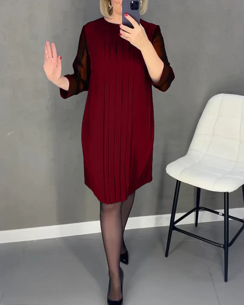 Teona – Elegant Pleated Dress