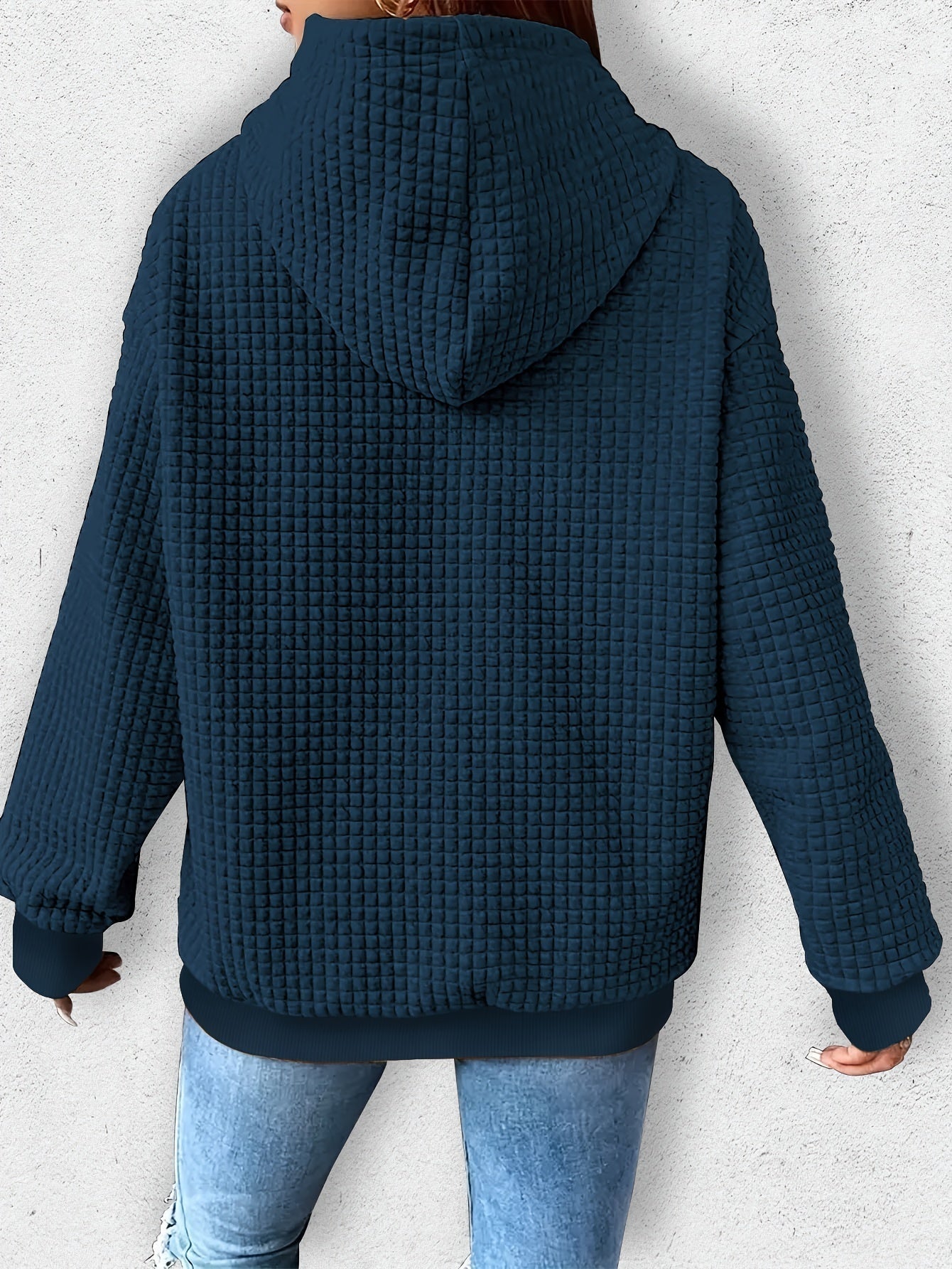 Urmela – Casual Polyester Hoodie with Pockets