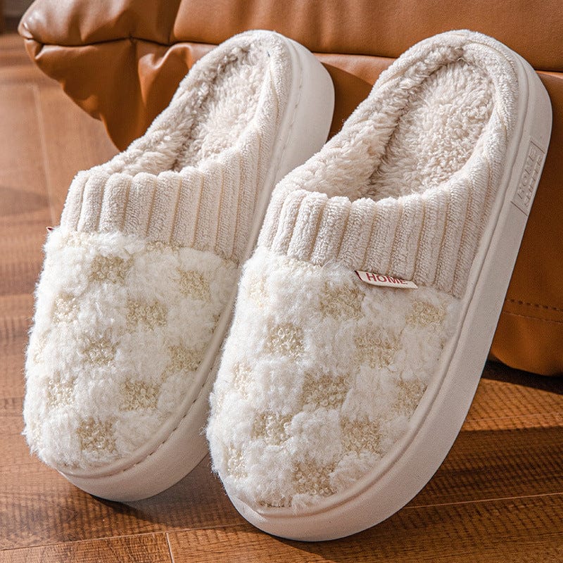 Yolan - Soft Slippers in Checkered Style
