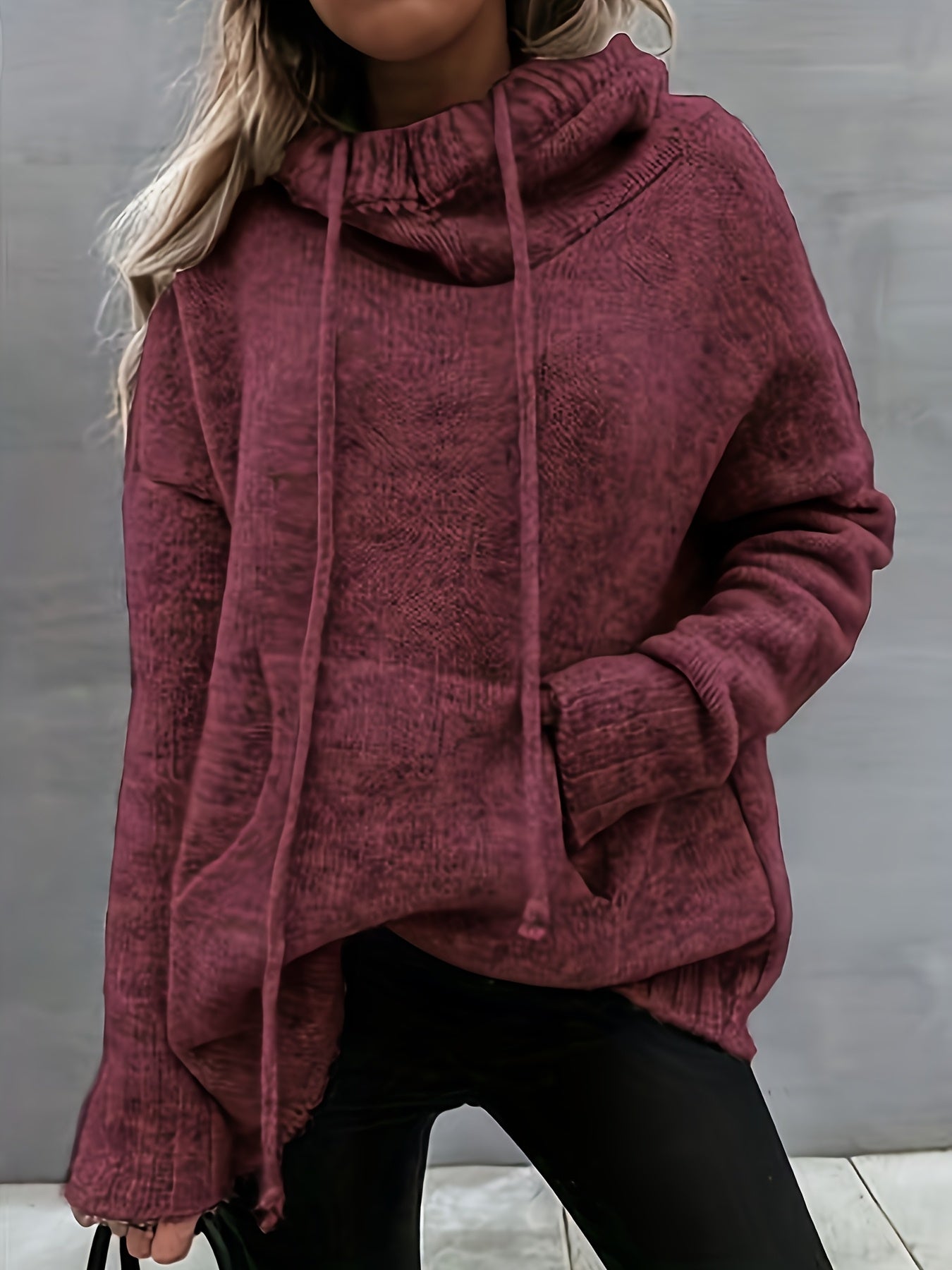 Zelina – Long Sleeve Pullover with Pocket