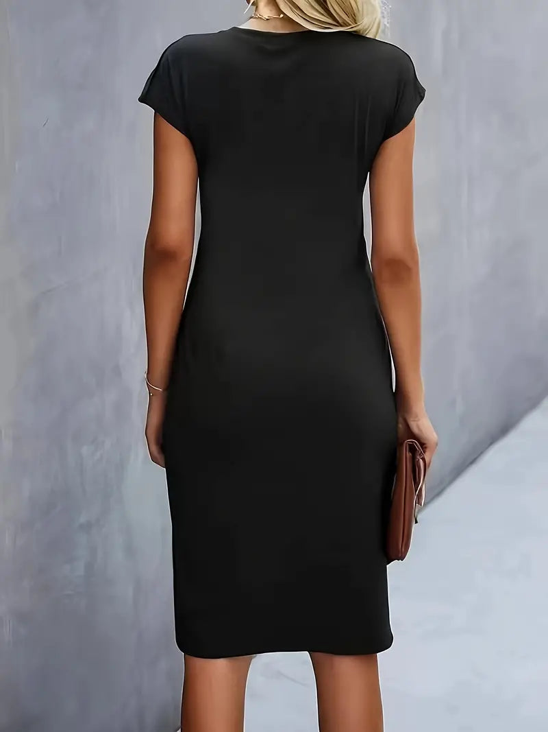 Adelina – Stylish Dress with Round Neckline