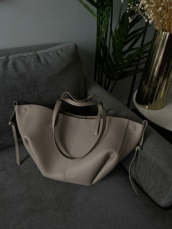 Aderina - Tote Bag with Large Capacity