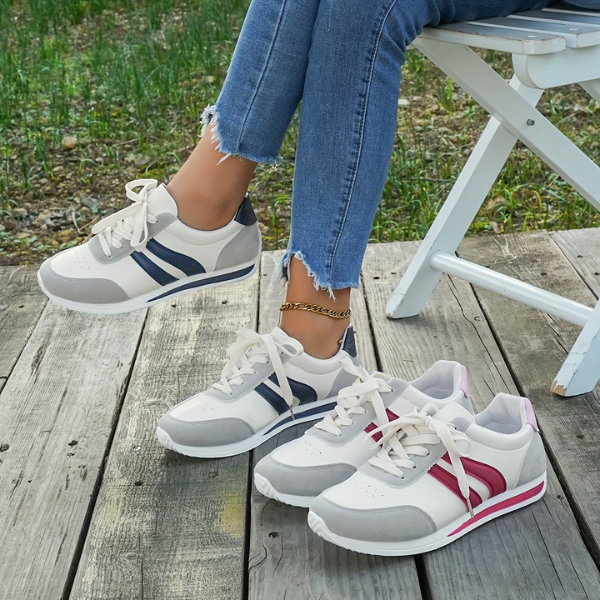 Adina – Comfortable Lace-Up Sneakers