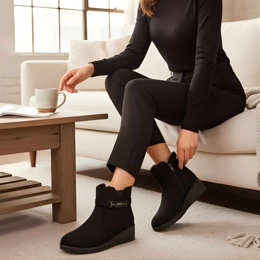 Alwara - Ankle Boots with Side Zipper