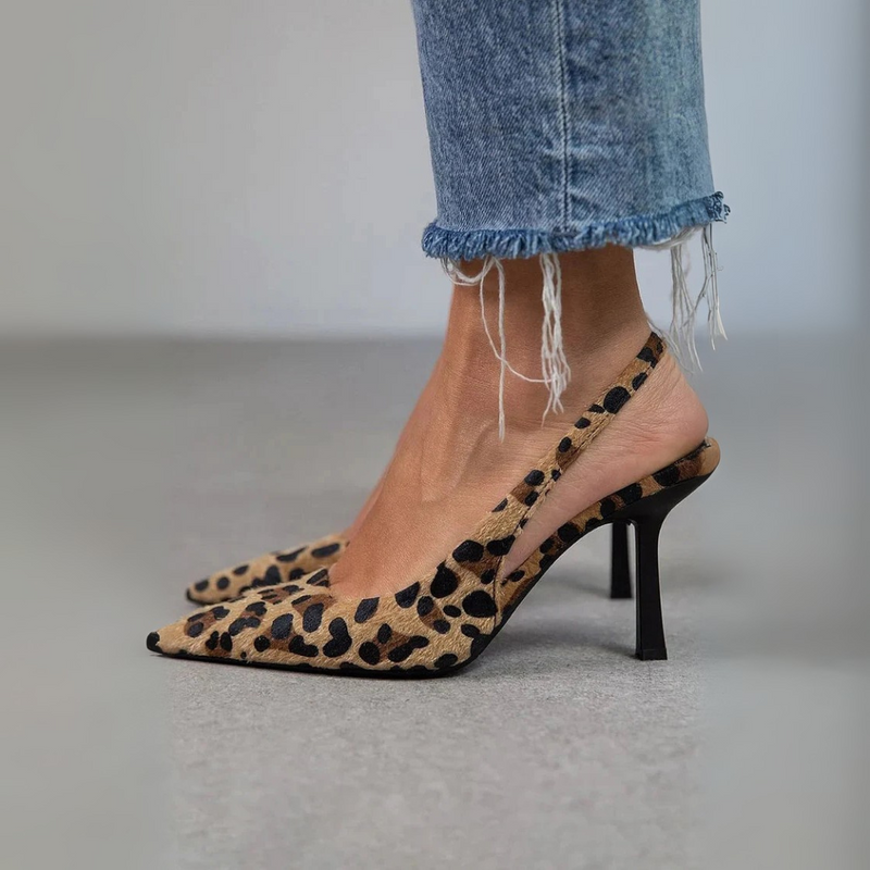 Ania – Pumps with Pointed Toe and Leopard Print