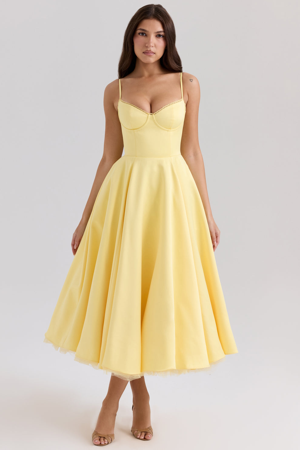 Arestina – Fashionable Midi Dress Made of Tulle