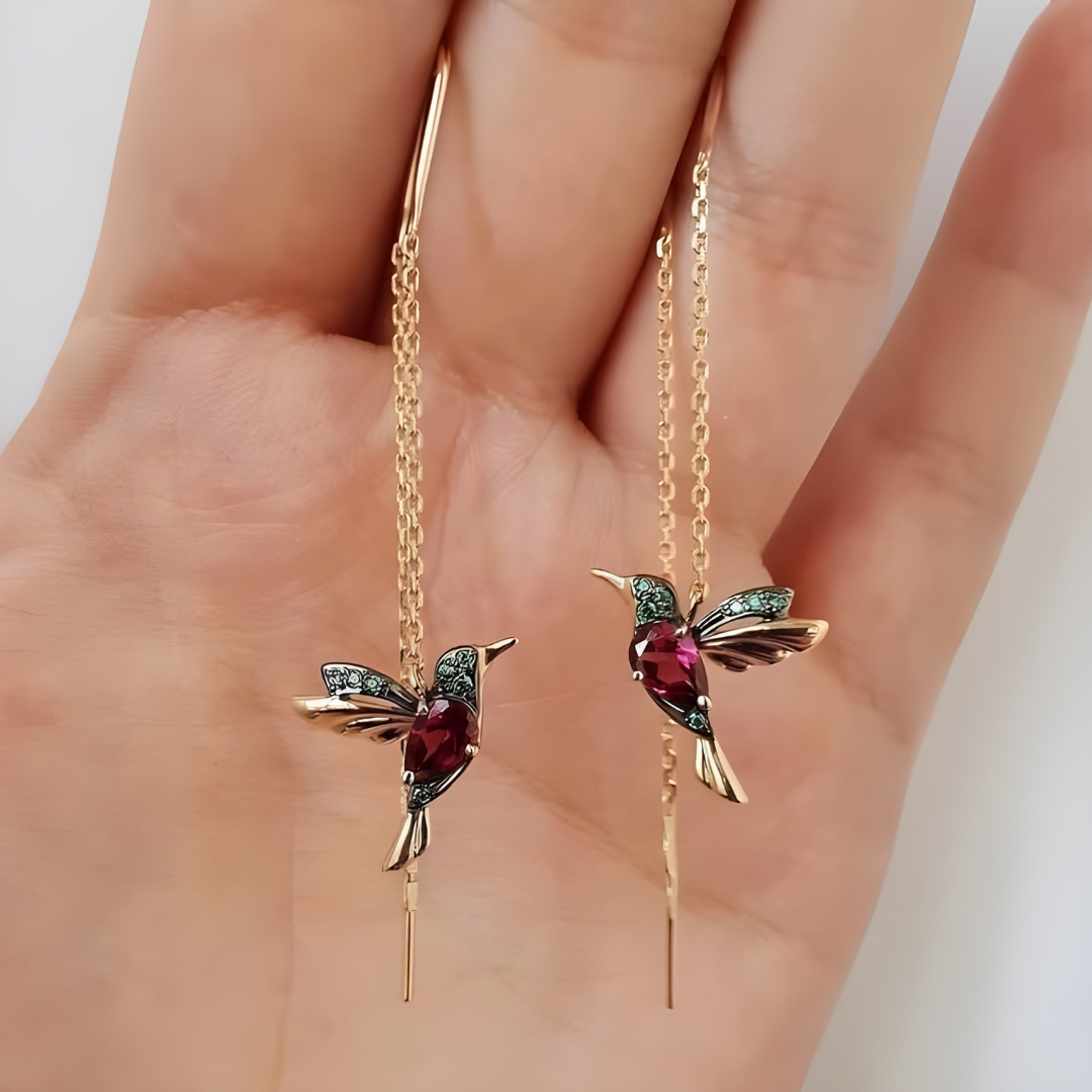 Arsenija – Earrings with Hummingbird