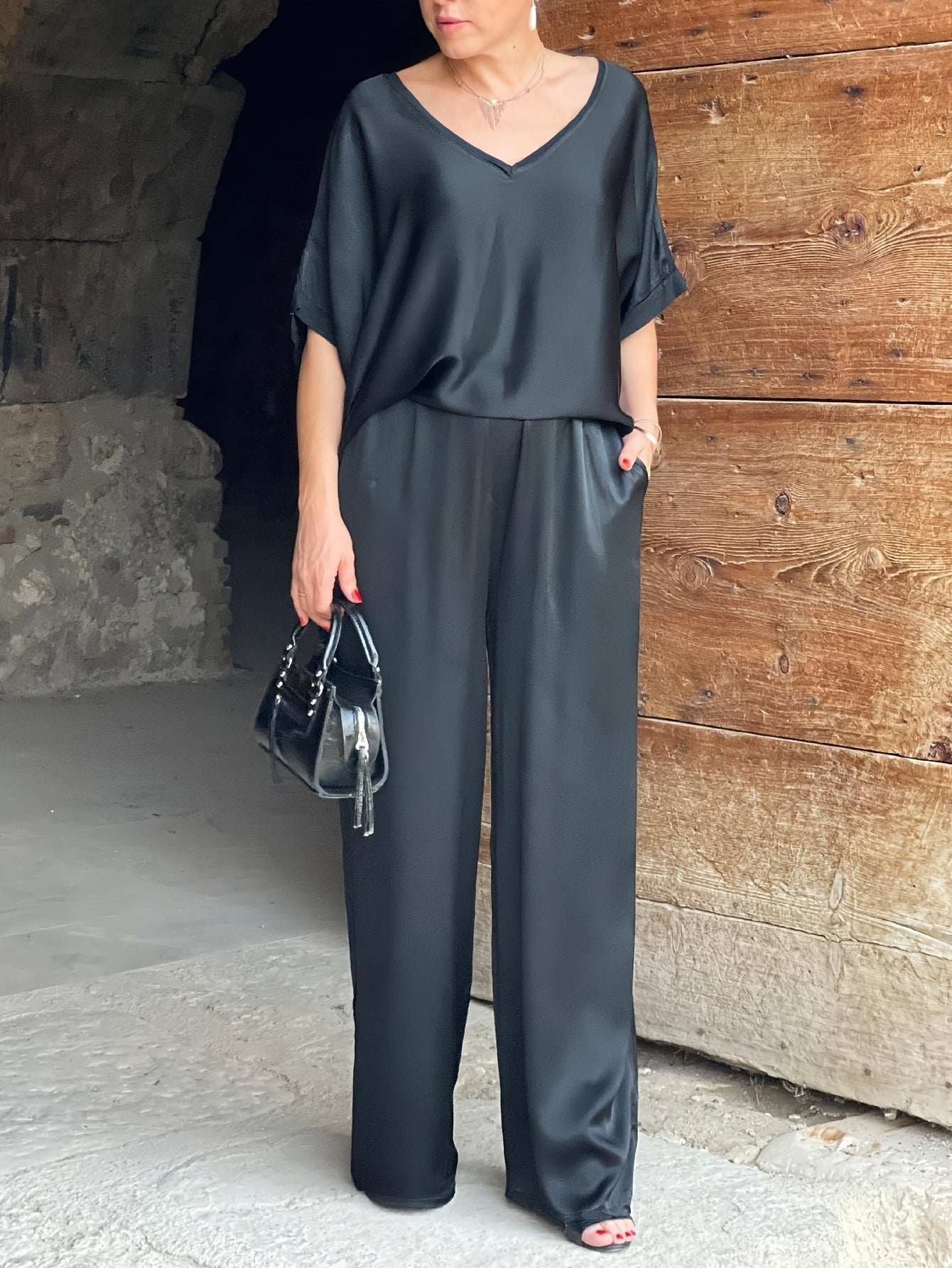 Ashlee - Elegant Two-Piece Set with Short Sleeves