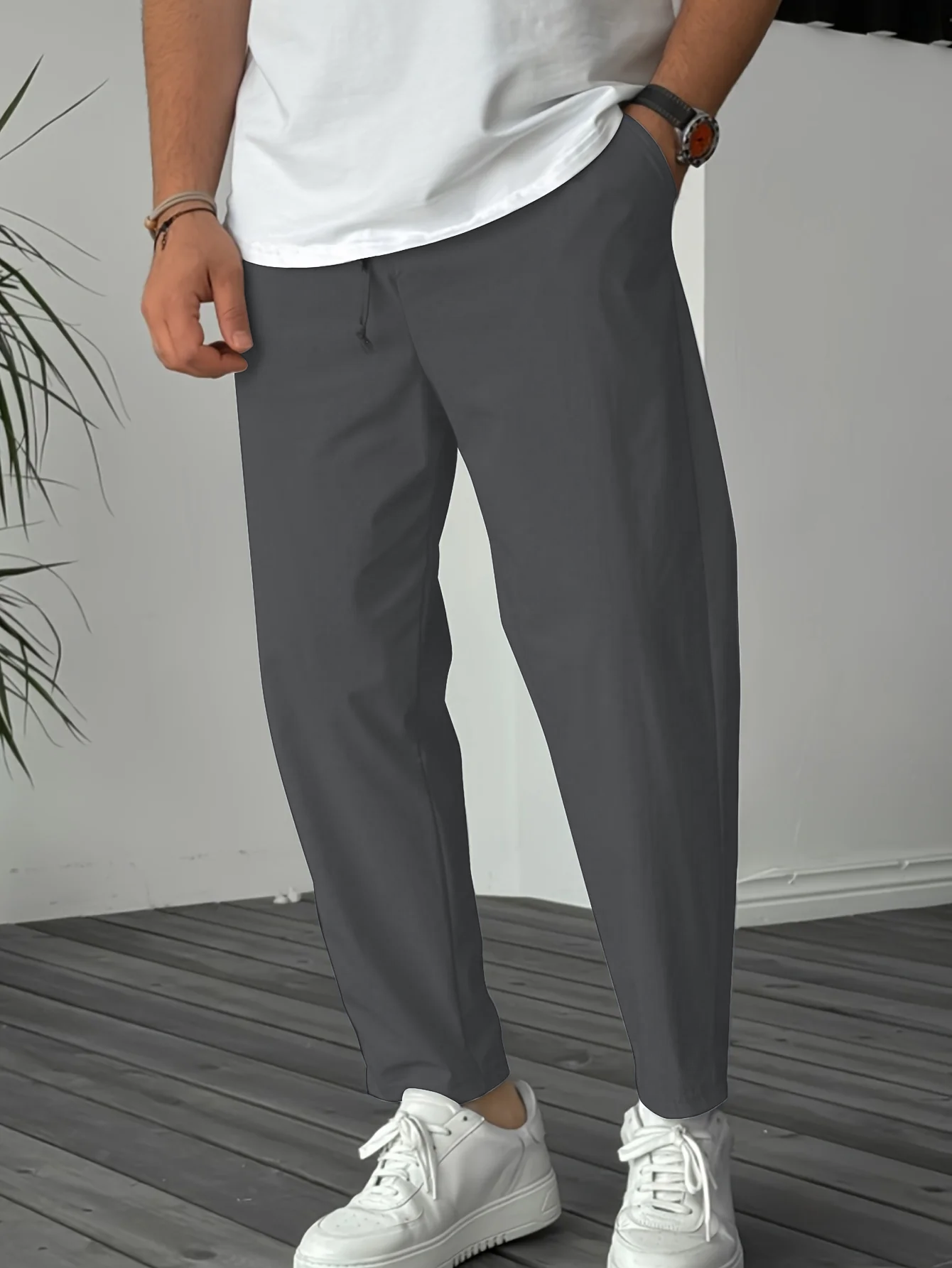 Blewett – Elegant Tapered Pants with Drawstring