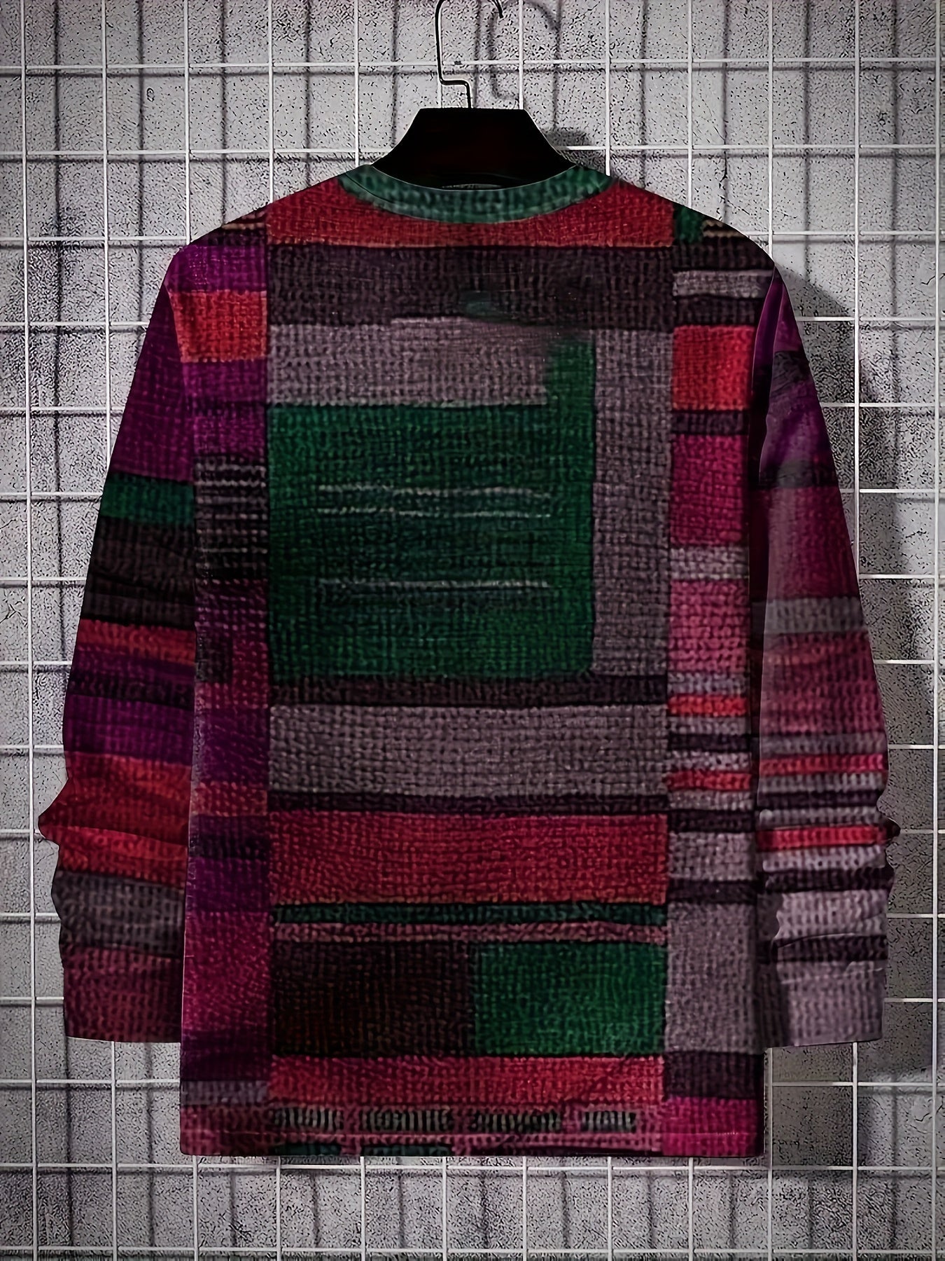 Calvin – Long Sleeve T-Shirt with Block Pattern