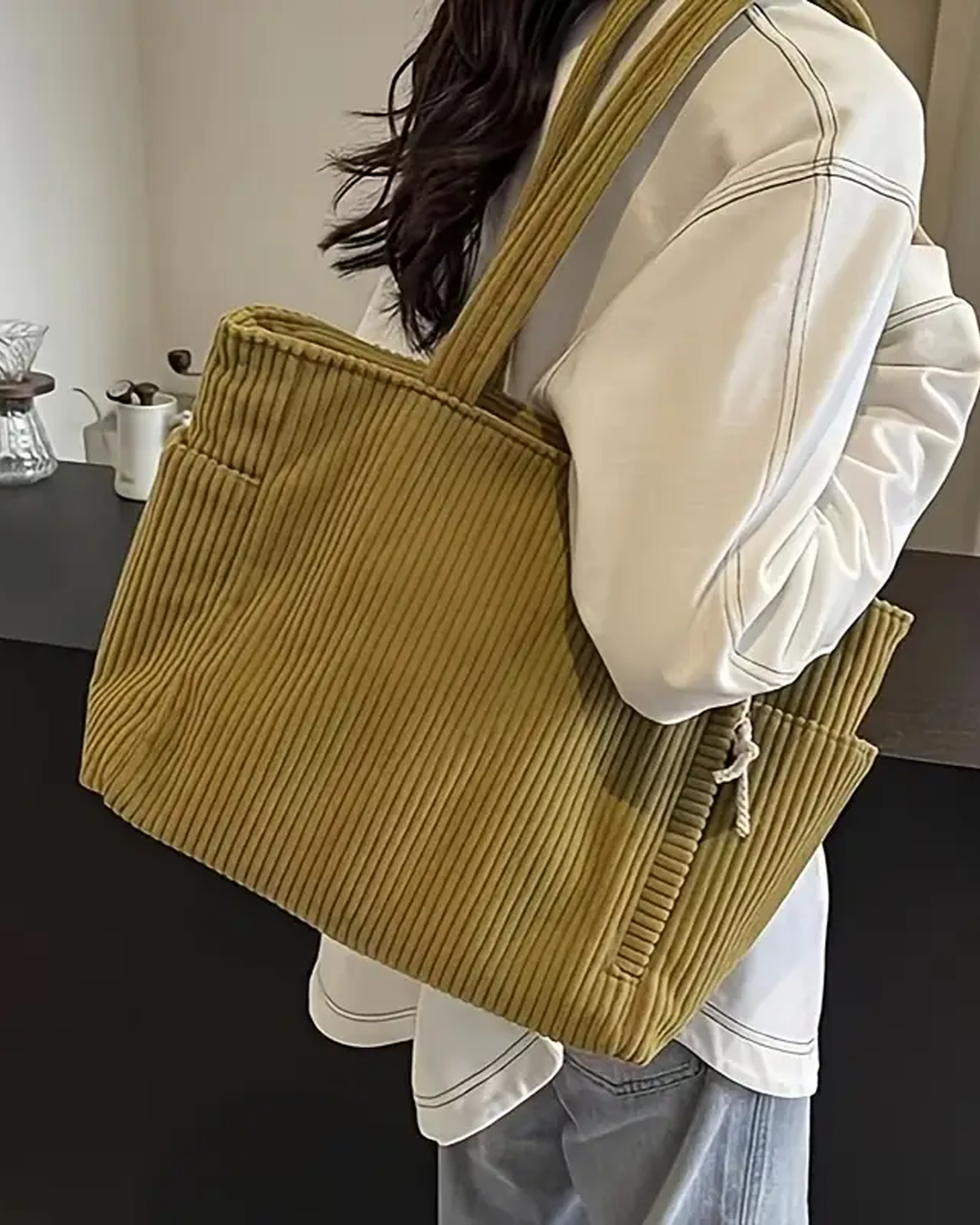 Cassielle – Fashionable Tote Bag with Large Capacity