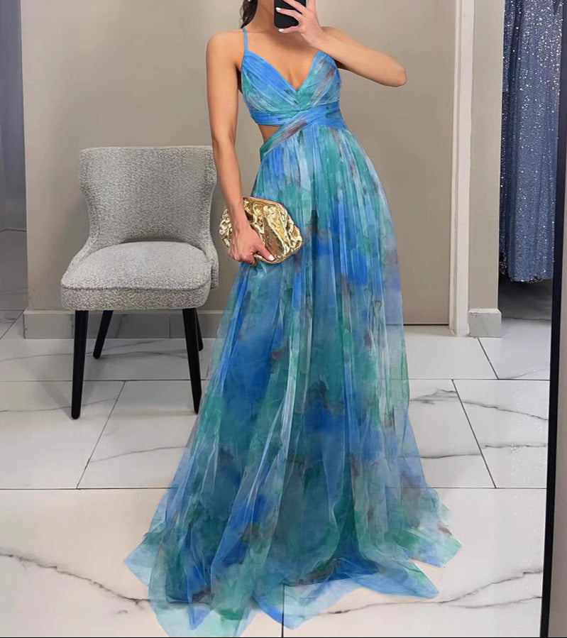 Dinushi - Elegant Maxi Dress with Floral Pattern