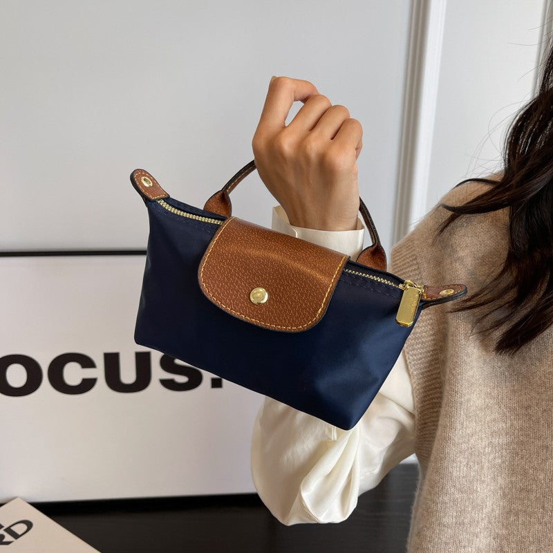Dusselbag™ | This Bag Matches Every Outfit