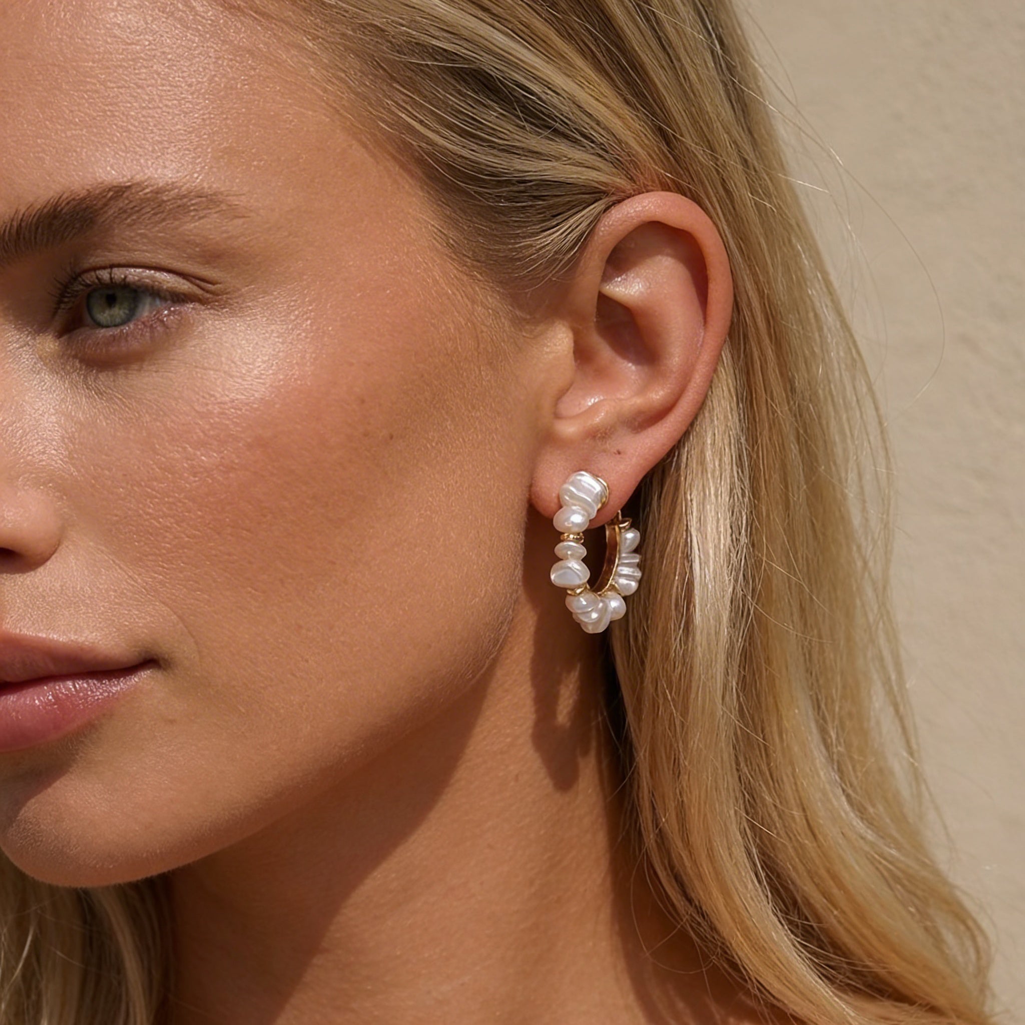 Elaris Vintage Baroque Pearl Hoop Earrings