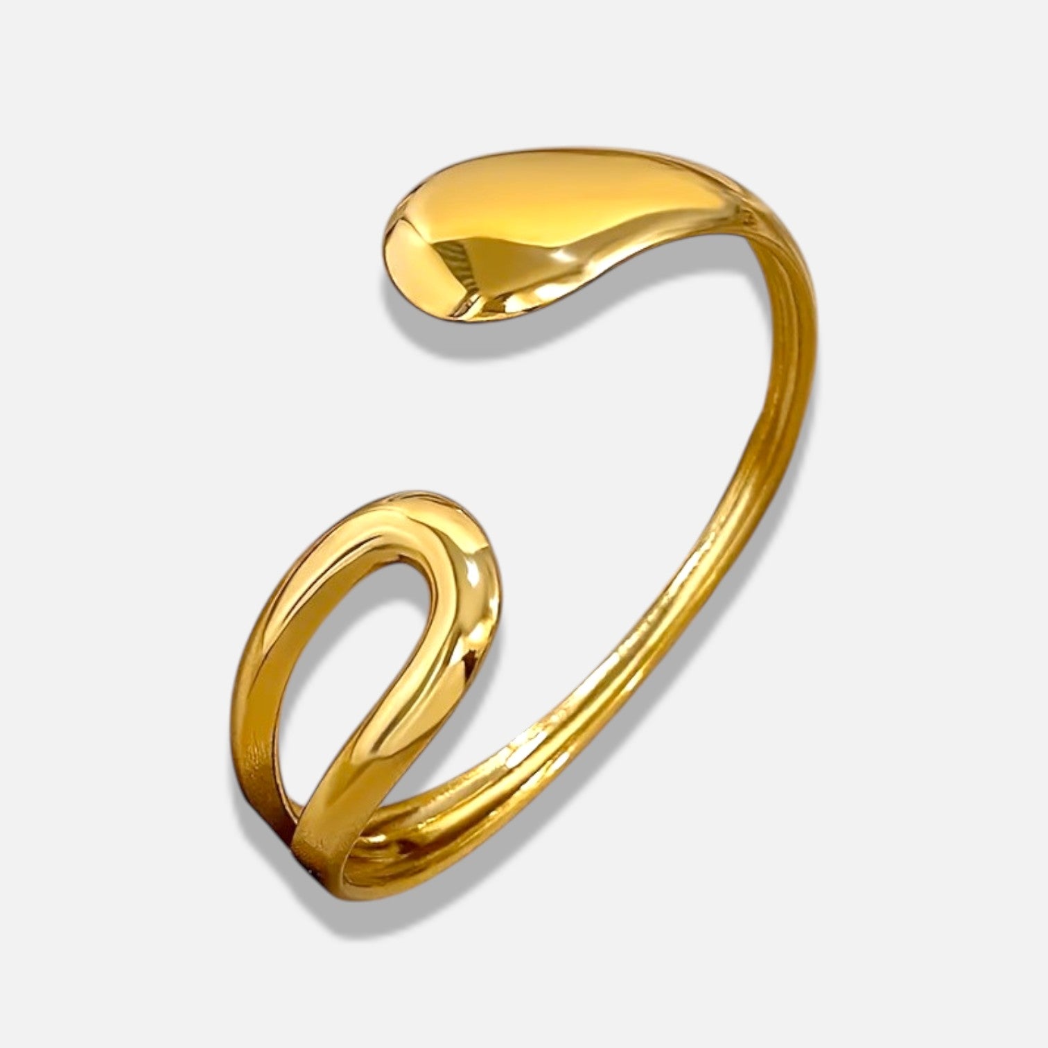 Évienne Teardrop Sculptural Cuff Bracelet
