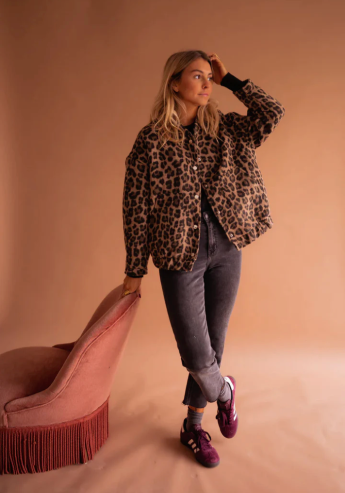 Fairuza – Leopard Jacket with Buttons