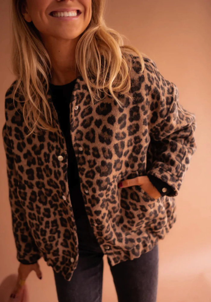 Fairuza – Leopard Jacket with Buttons