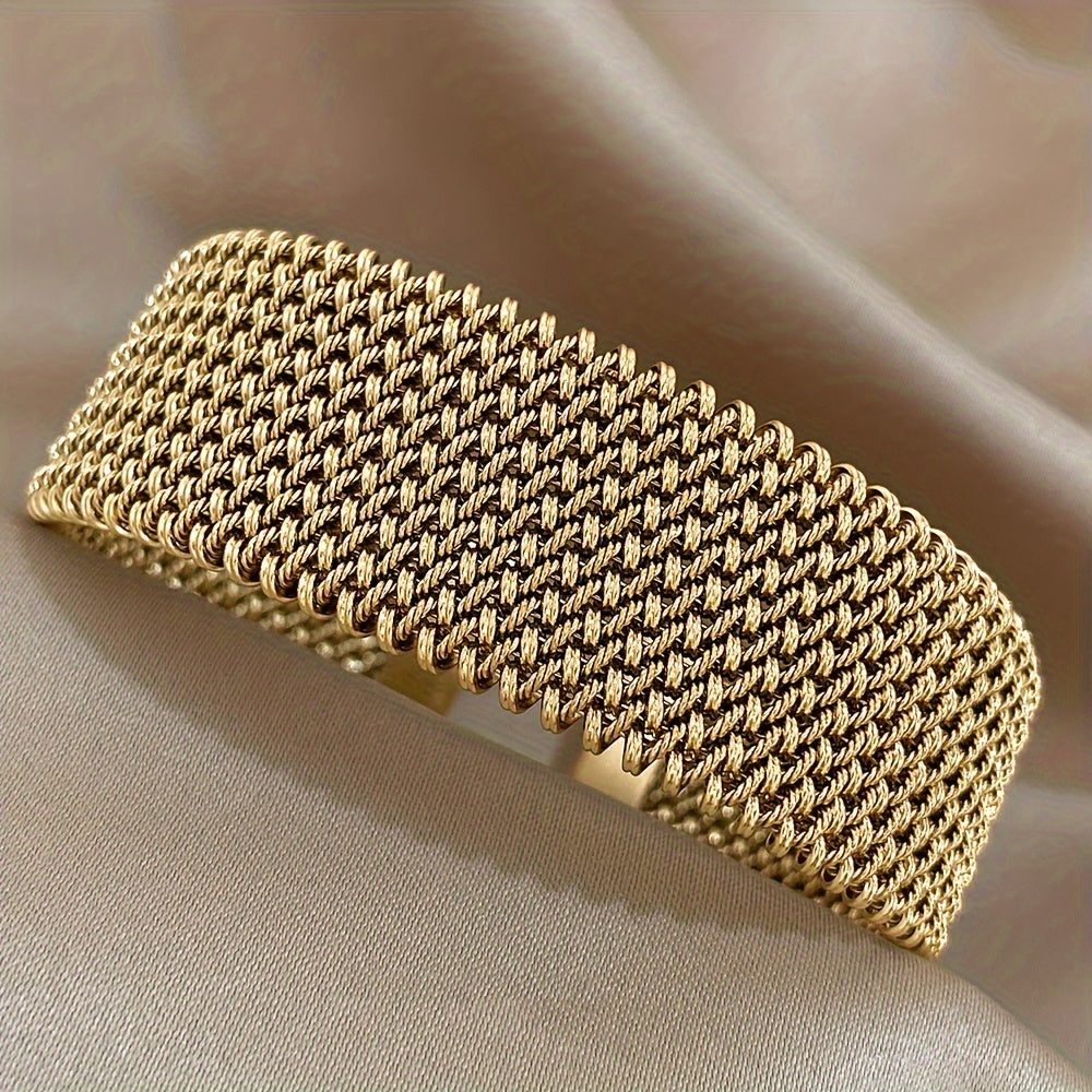 Fashion New Woven Bracelet | 18K Golden Plated 304 Stainless Steel Metal Bracelet | Versatile Accessory for Daily and Party Occasions