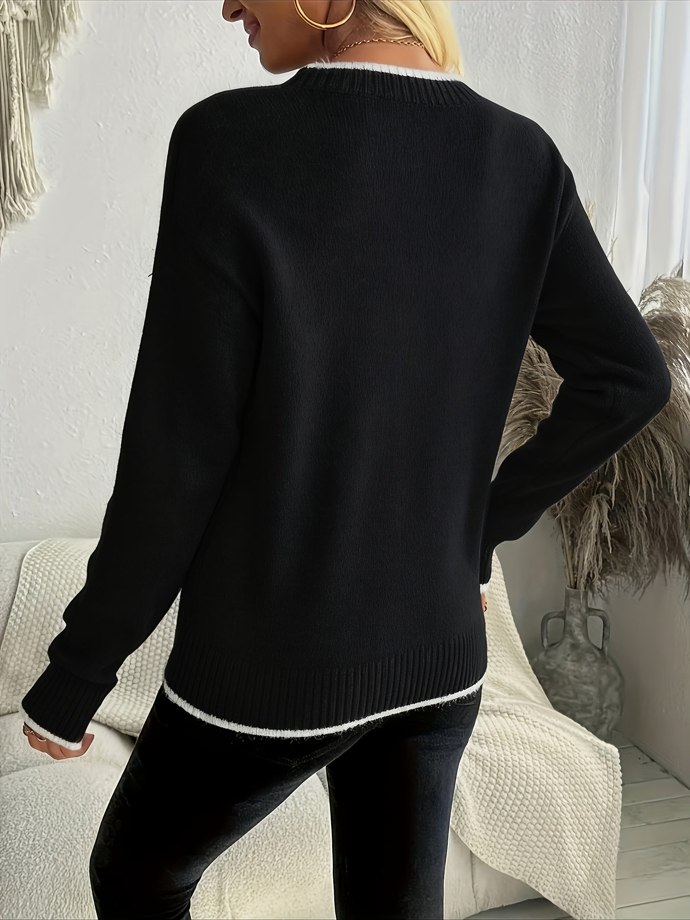 Fedele – Christmas Sweater with Snowflake Pattern
