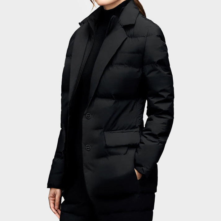 Gustava – Ideal Windproof Jacket for Your Adventures in the City