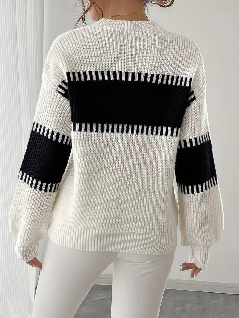 Gyneth - Long-Sleeved Sweater with Round Neckline