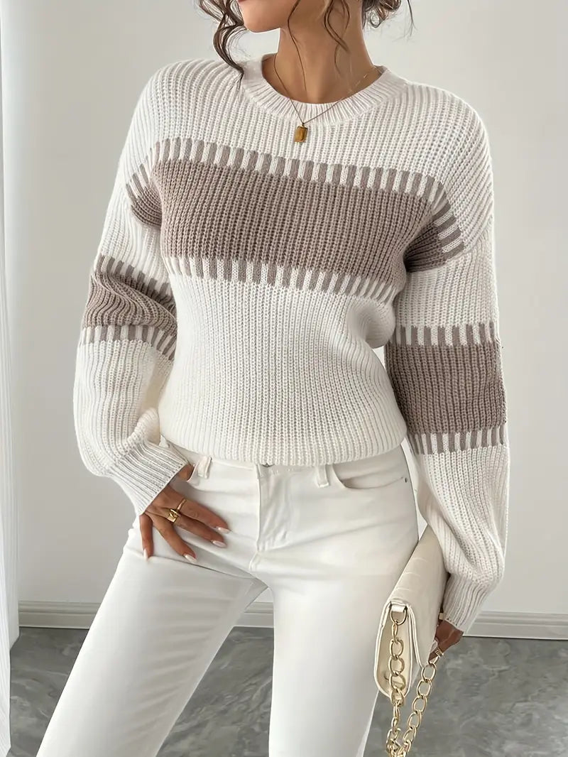 Gyneth - Long-Sleeved Sweater with Round Neckline