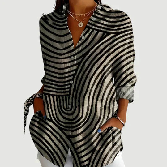 Hajnalka - Blouse with Colorful Design