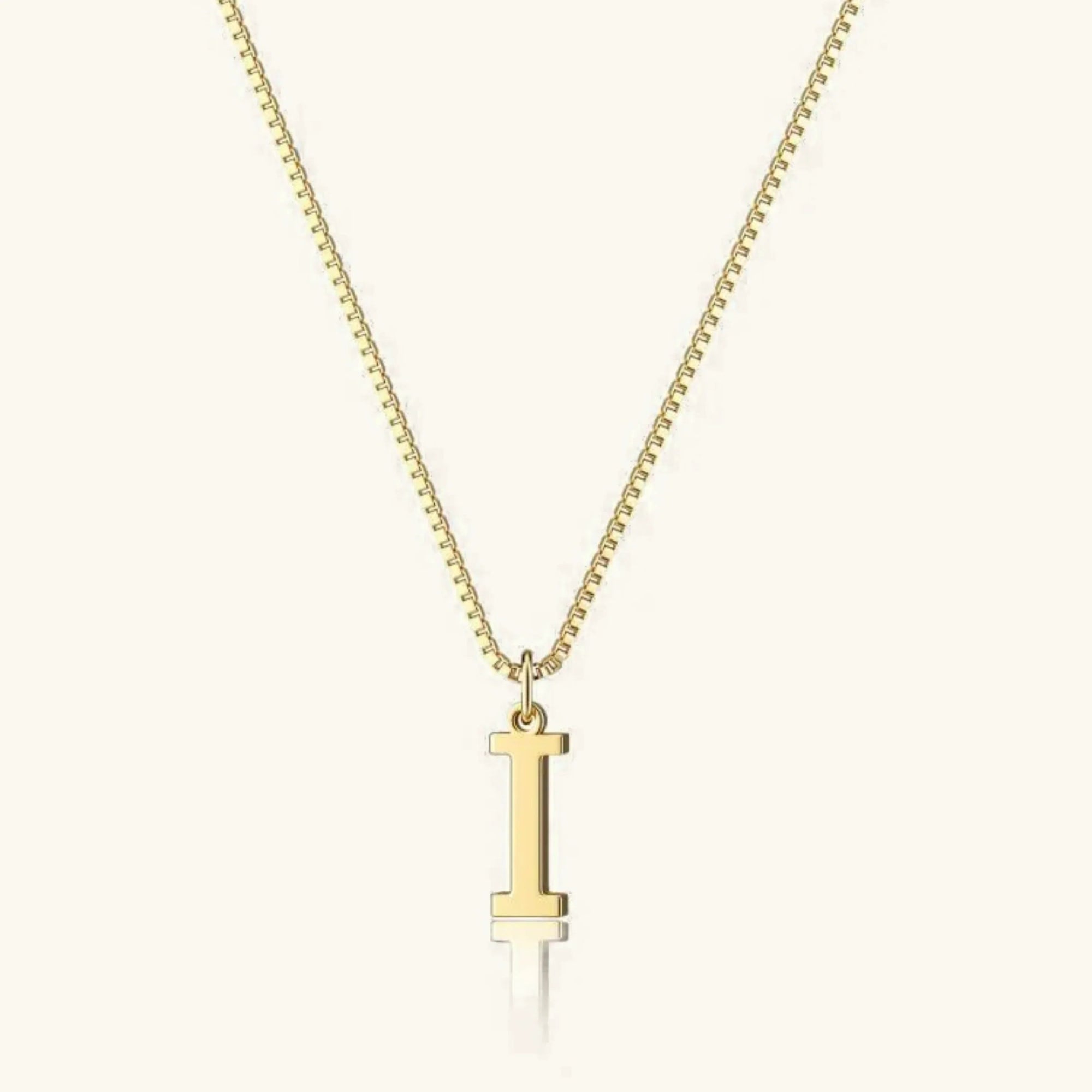 Collana con lettera iniziale Therese in oro