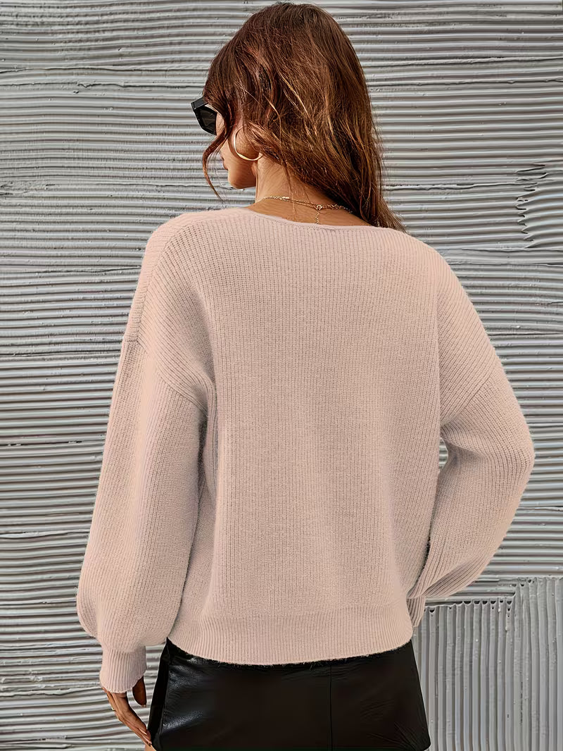 Irmelin – Pullover with V-Neck and Dropped Shoulders